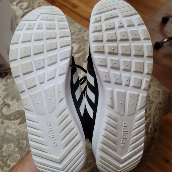 Adidas Cloudfoam Qt Racer Running Sneaker - Picture 10 of 10